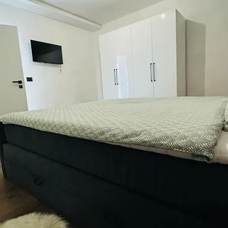 Beatus Apartament Fiorini